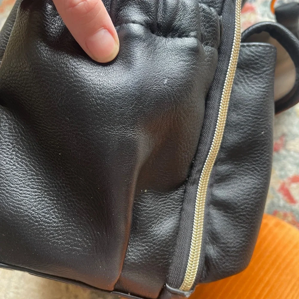 Itzy Ritzy Boss Backpack in Rock and roll- like new condition